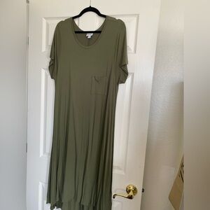 Like new LuLaRoe 2XL Carly